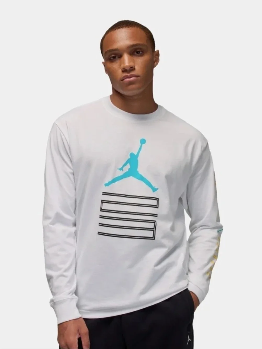 NWT Jordan Brooklyn AJ11 Graphic Long Sleeve White Small IM6507-050